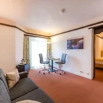 Contel 4*