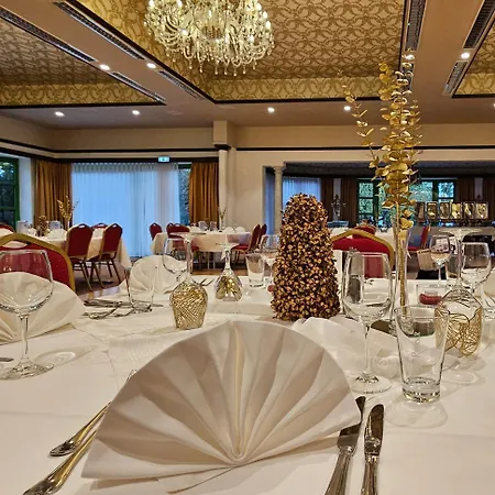 Hotel Contel 4*