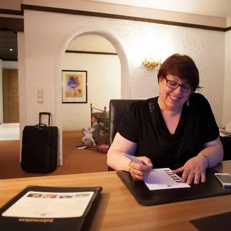 Hotel Contel Mit Teststation 4*
